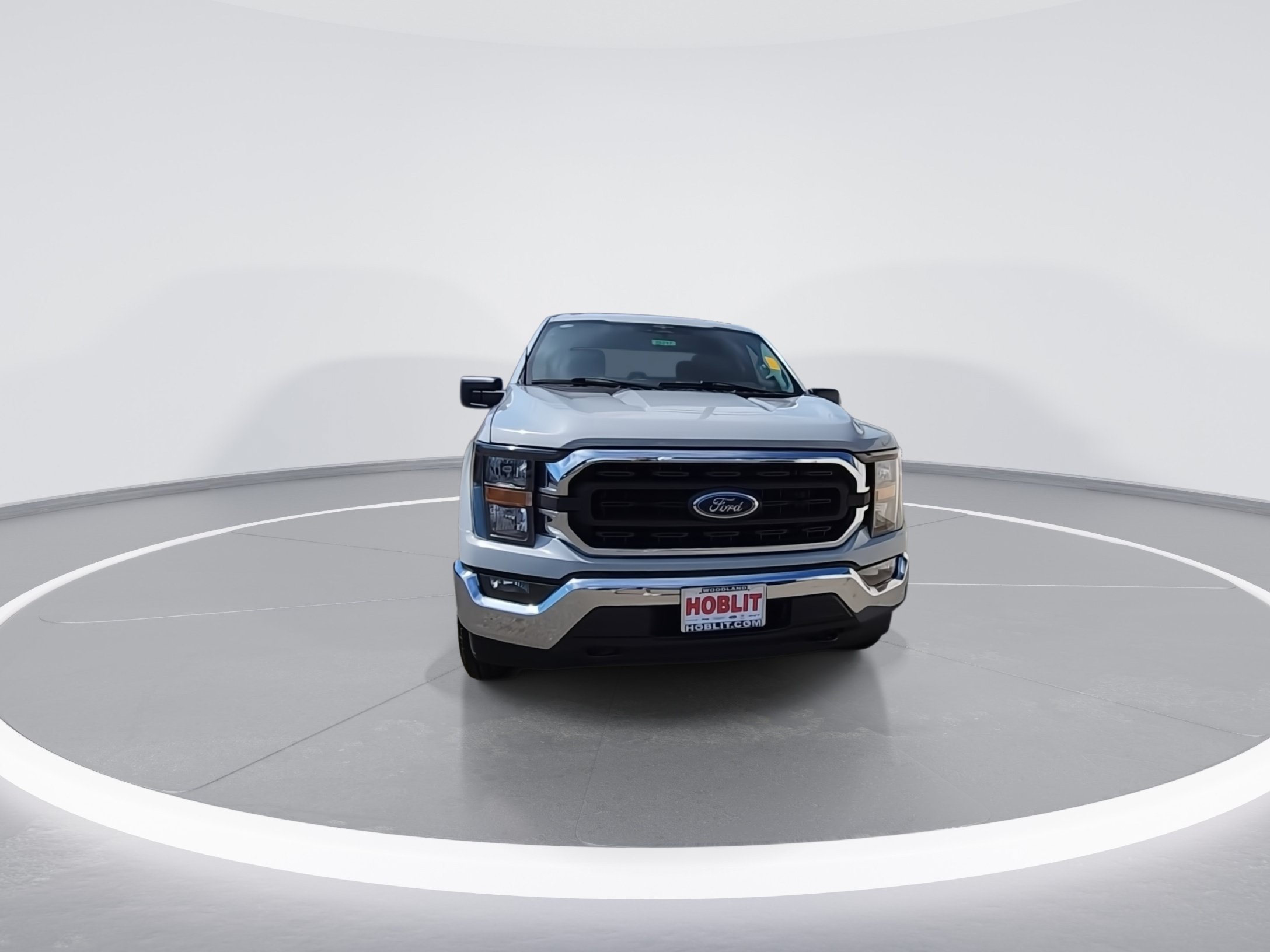 Used 2023 Ford F150 XLT AWD/4WD image 3