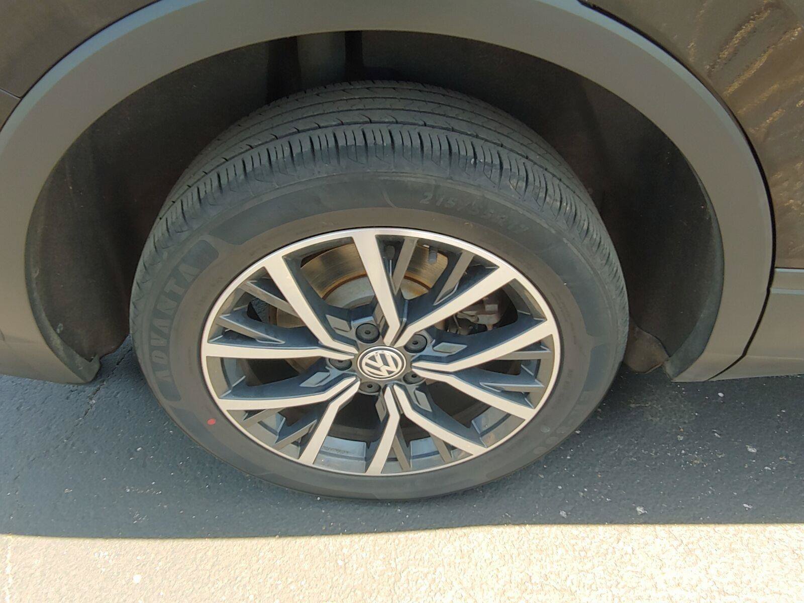 Used 2021 Volkswagen Tiguan S FWD image 22