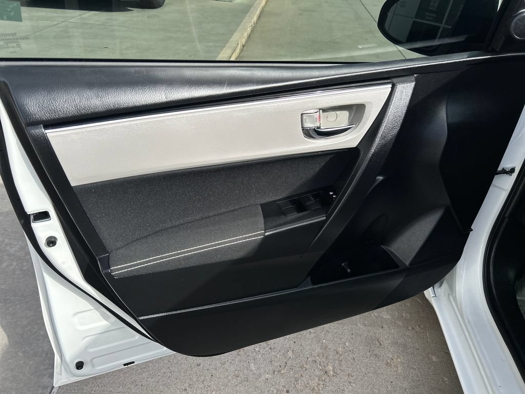 Certified 2017 Toyota Corolla LE w/ Carpet Mat Package (TMS) FWD image 10
