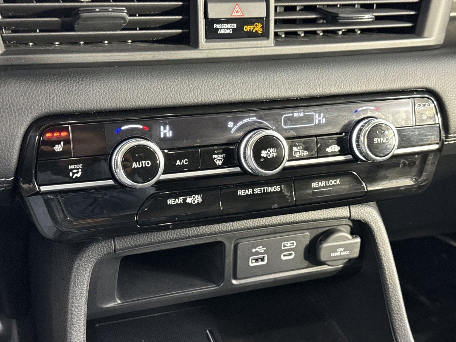 Used 2025 Honda Pilot EX-L image 25