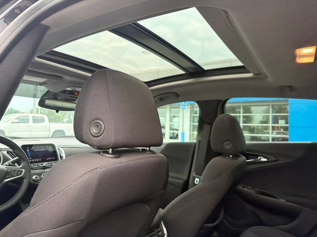Used 2023 Chevrolet Malibu LT FWD image 9
