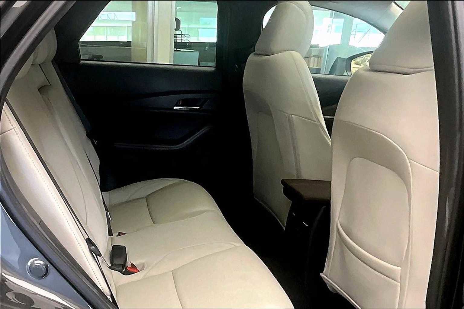 Used 2023 MAZDA CX-30 AWD 2.5 S w/ Premium Package image 19