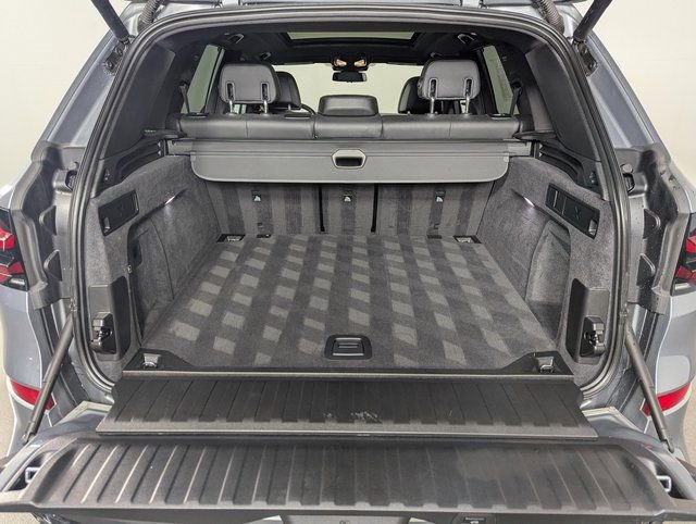 Used 2024 BMW X5 M60i AWD/4WD image 24
