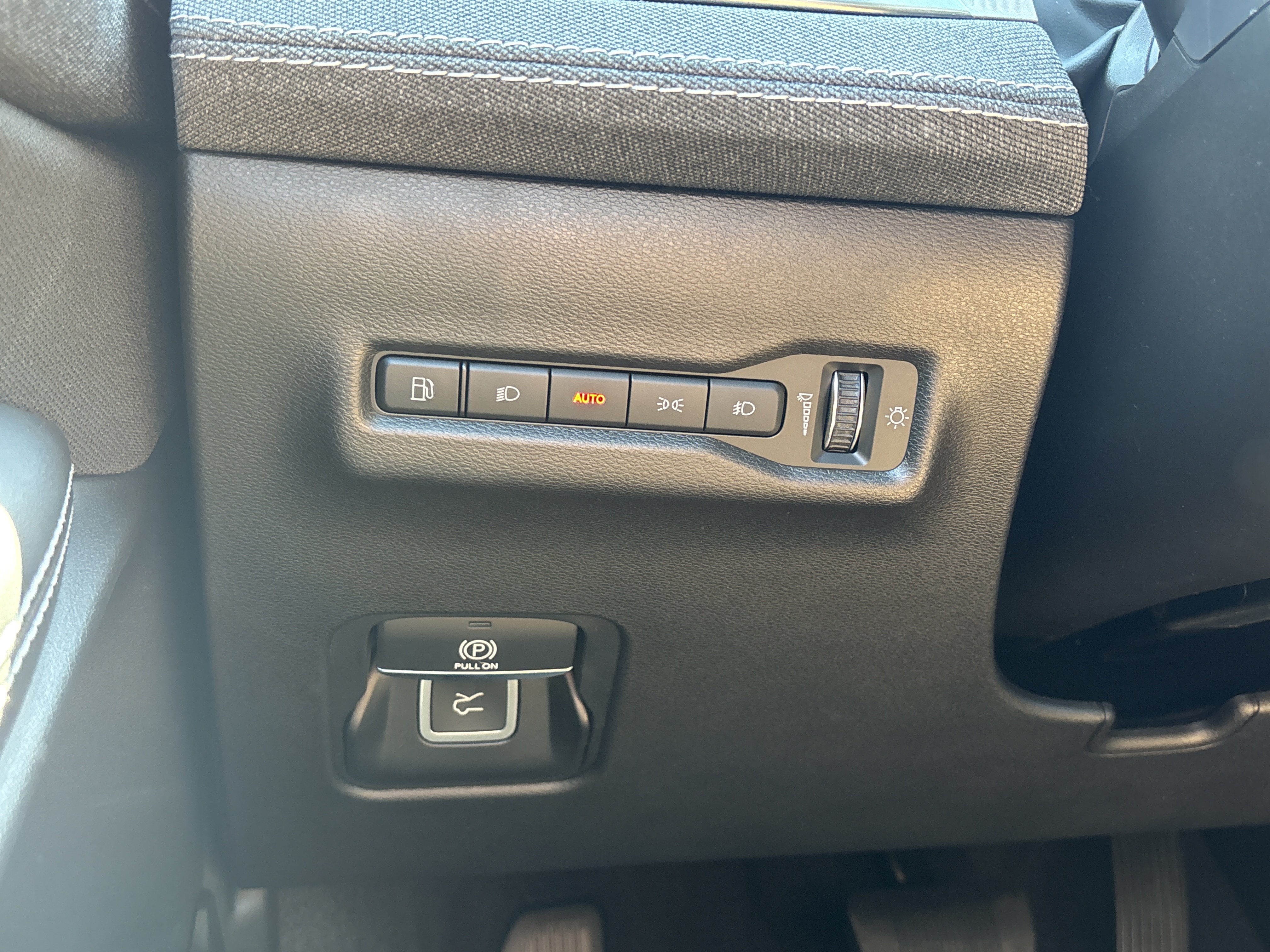 New 2026 Jeep Cherokee Laredo AWD/4WD image 28