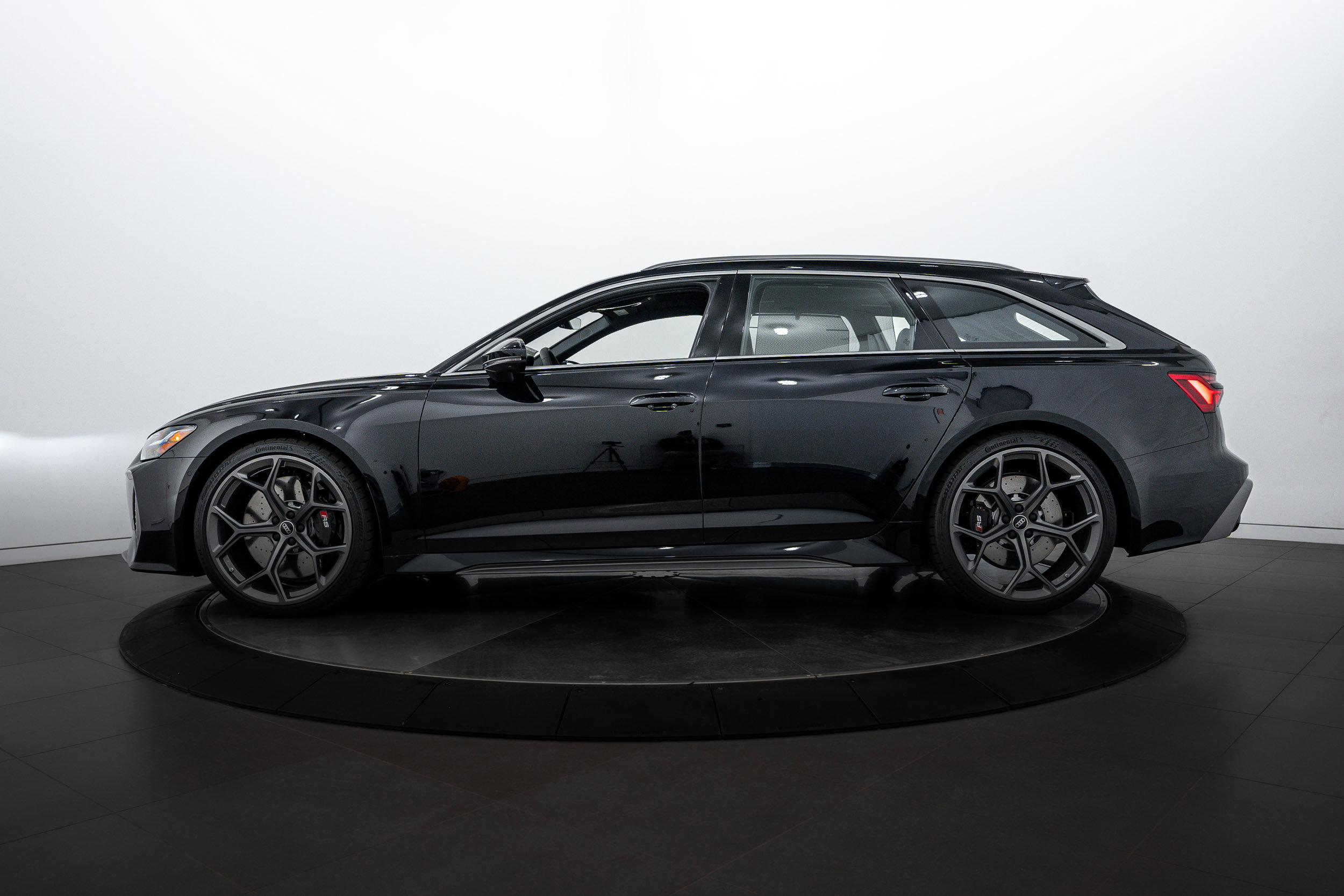 New 2026 Audi RS 6 performance image 6