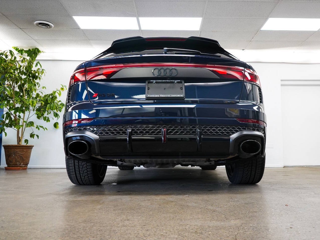 Used 2026 Audi RS Q8 performance AWD/4WD image 37