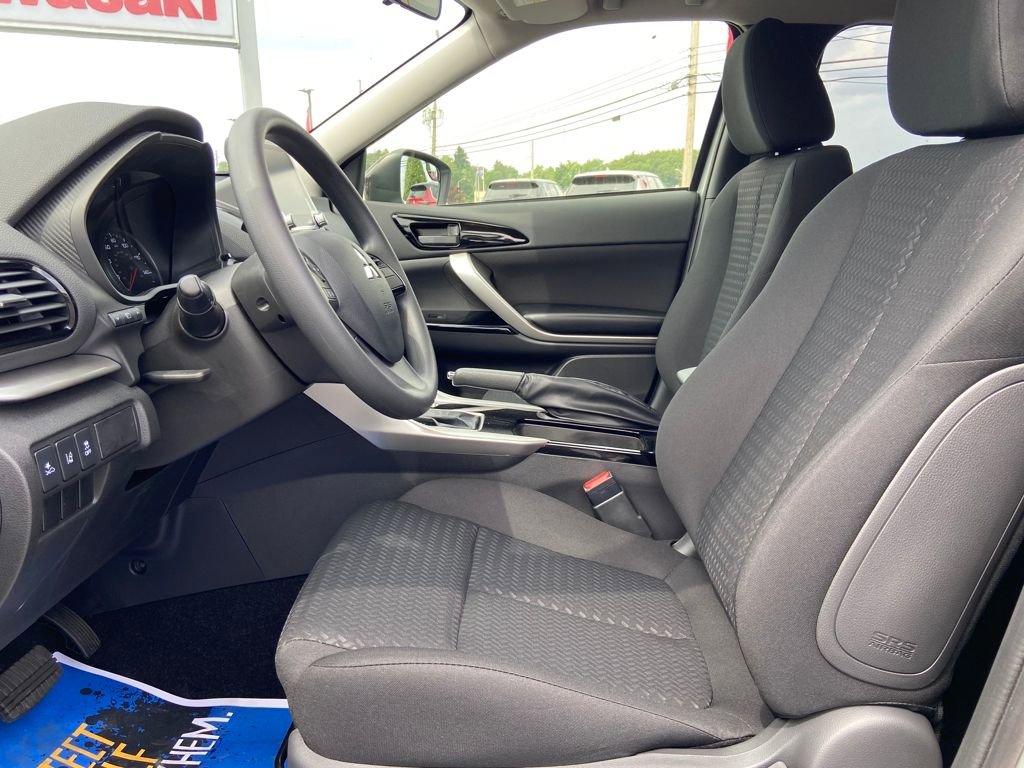 New 2026 Mitsubishi Eclipse Cross LE AWD/4WD image 11