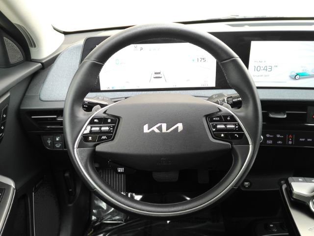 Used 2023 Kia EV6 Wind image 33