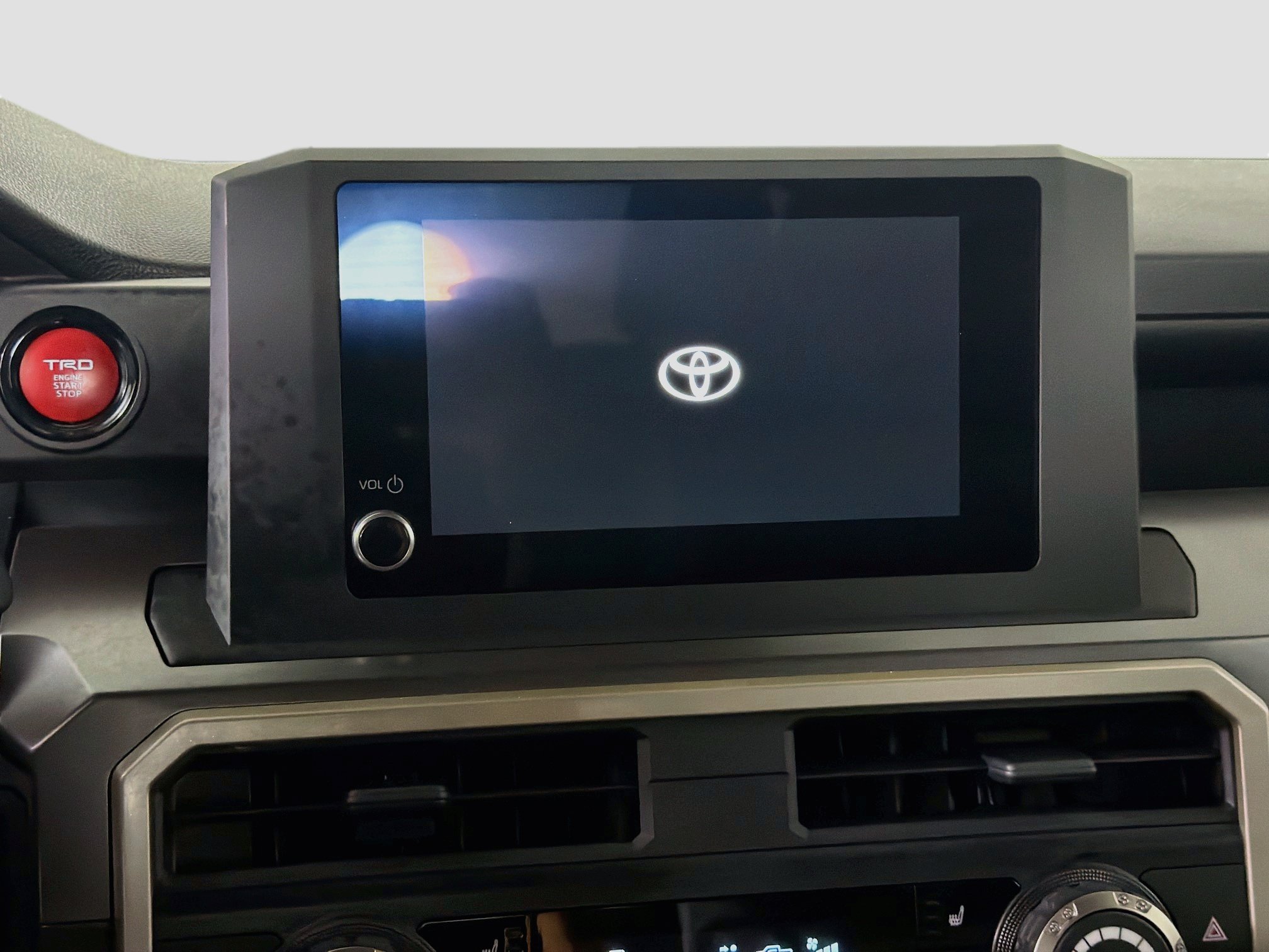 Used 2025 Toyota Tacoma TRD Off-Road AWD/4WD image 19