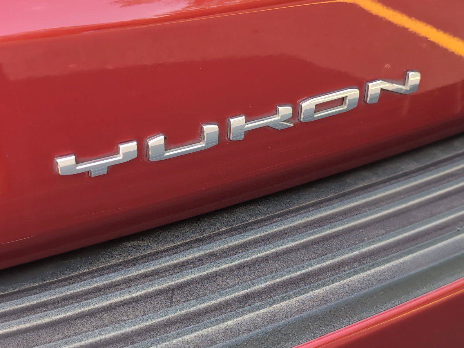 Used 2023 GMC Yukon AT4 AWD/4WD image 5