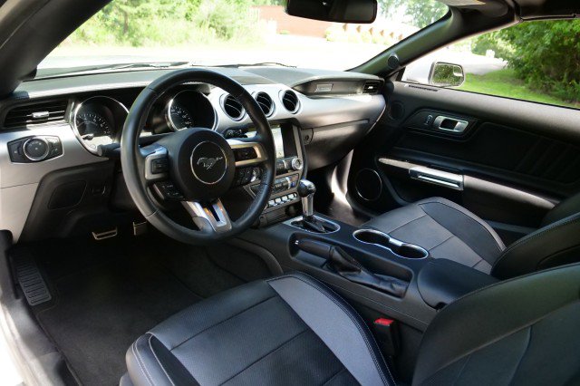 Used 2018 Ford Mustang GT Premium RWD image 2