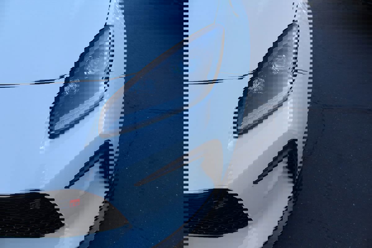 Used 2023 Toyota GR86 w/ ALL Weather Mat Package (TMS) RWD image 10