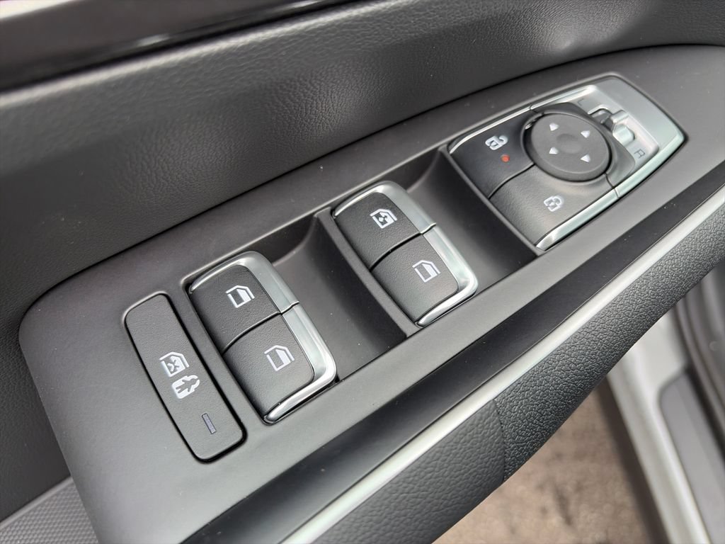 New 2026 Kia Sorento S w/ S Panoramic Sunroof Package AWD/4WD image 17