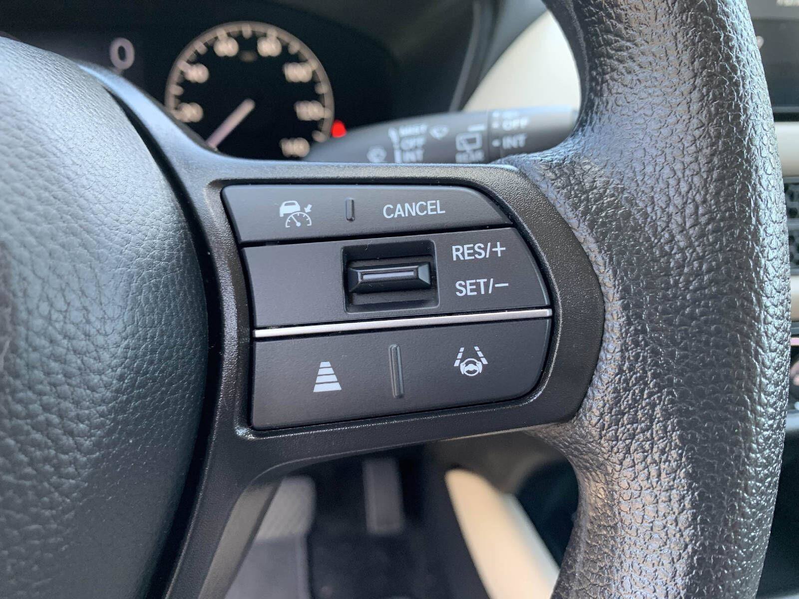Certified 2026 Honda HR-V LX image 14