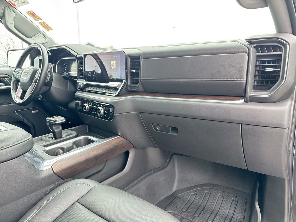 Used 2022 GMC Sierra 1500 SLT w/ SLT Premium Plus Package image 29