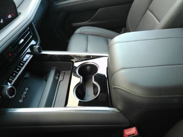 Used 2026 Chevrolet Tahoe LT RWD image 44