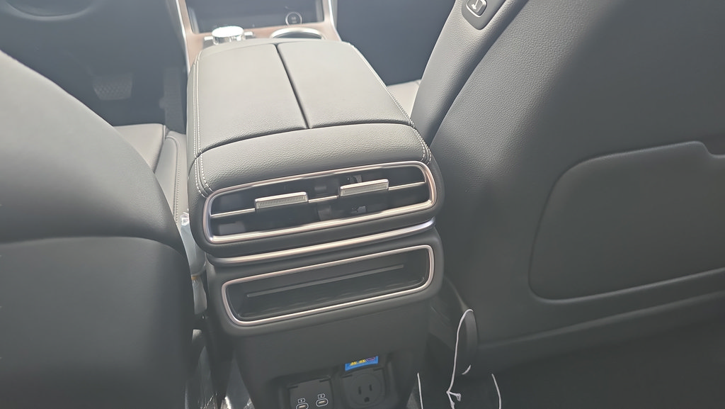 New 2026 Genesis GV80 2.5T Select AWD/4WD image 10