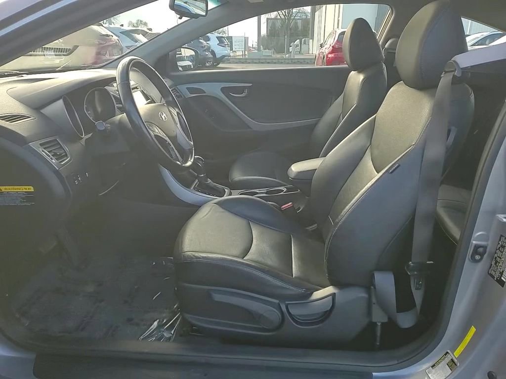 Used 2014 Hyundai Elantra w/ Option Group 2 image 13