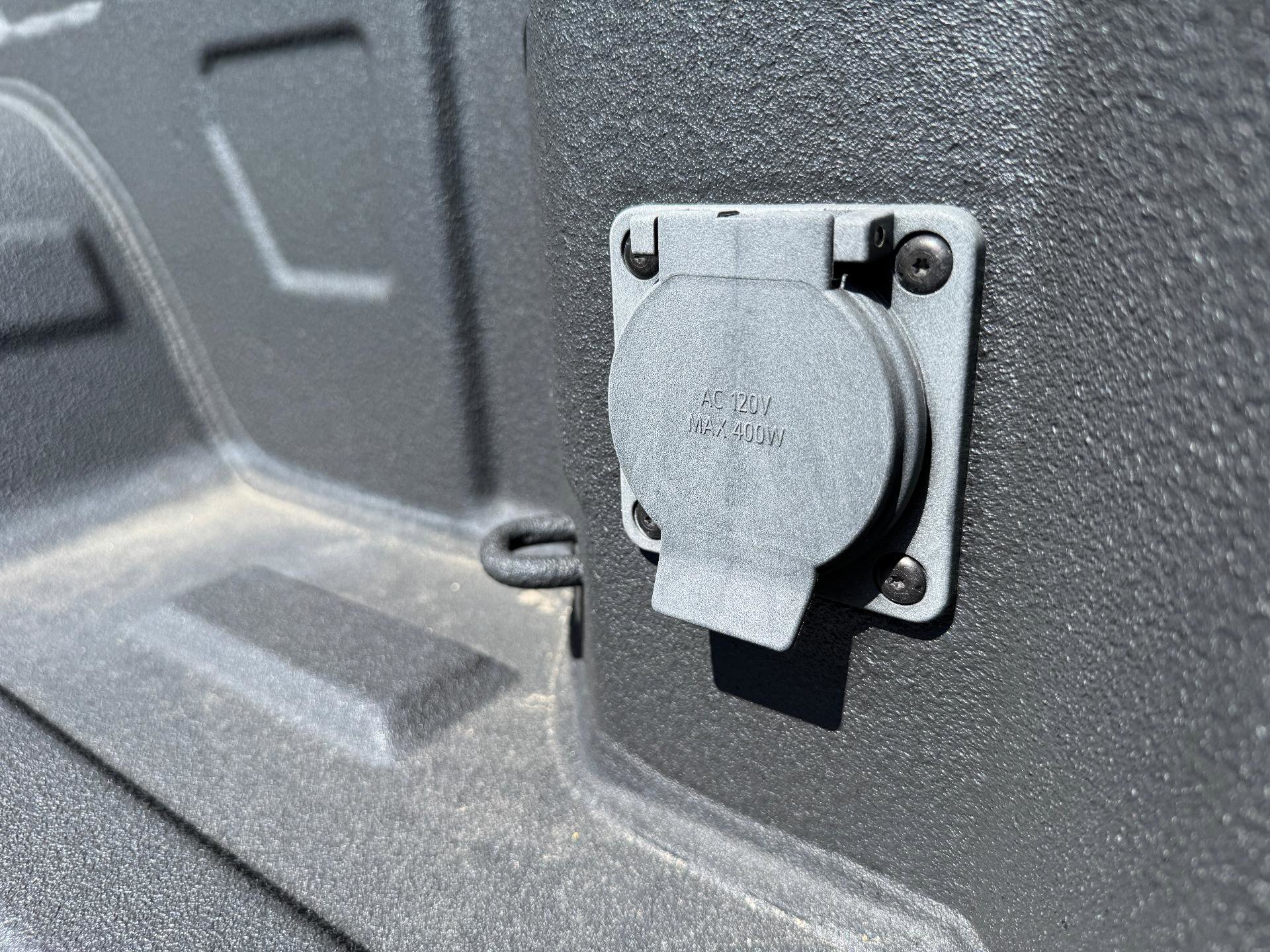 New 2024 GMC Sierra 1500 Elevation image 22