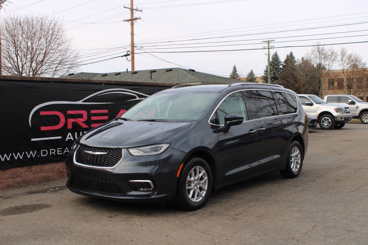 Used 2021 Chrysler Pacifica Touring-L