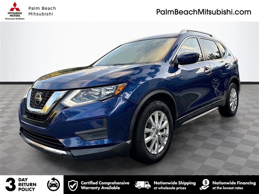 Used 2018 Nissan Rogue SV image 1