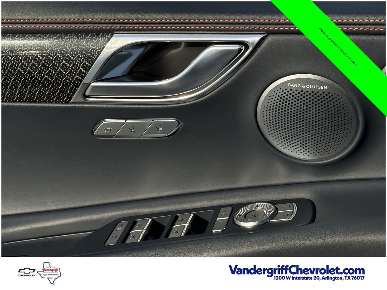 Used 2025 Genesis GV80 3.5T e-SC AWD/4WD image 18