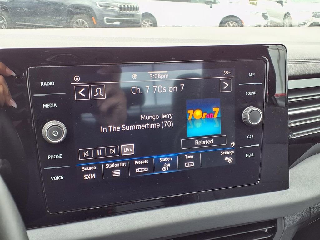 Used 2025 Volkswagen Jetta SE image 10