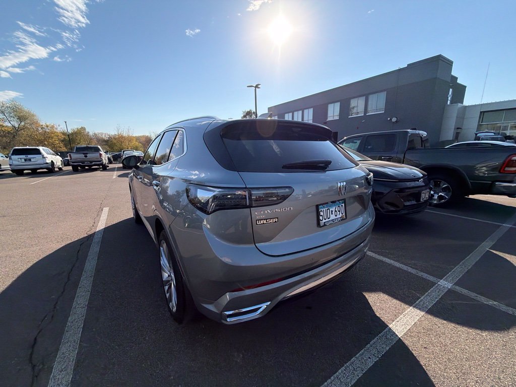 Used 2024 Buick Envision Avenir AWD/4WD image 10