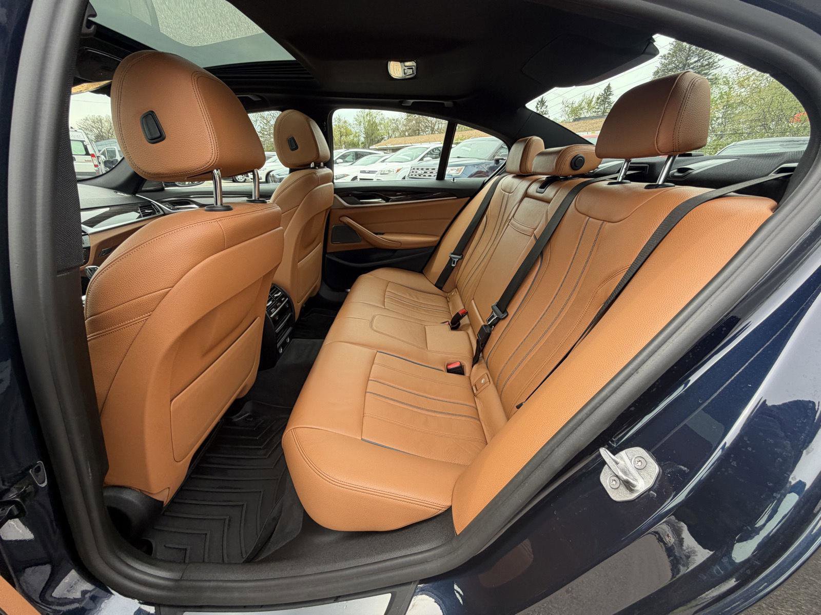 Used 2018 BMW 530e xDrive AWD/4WD image 24