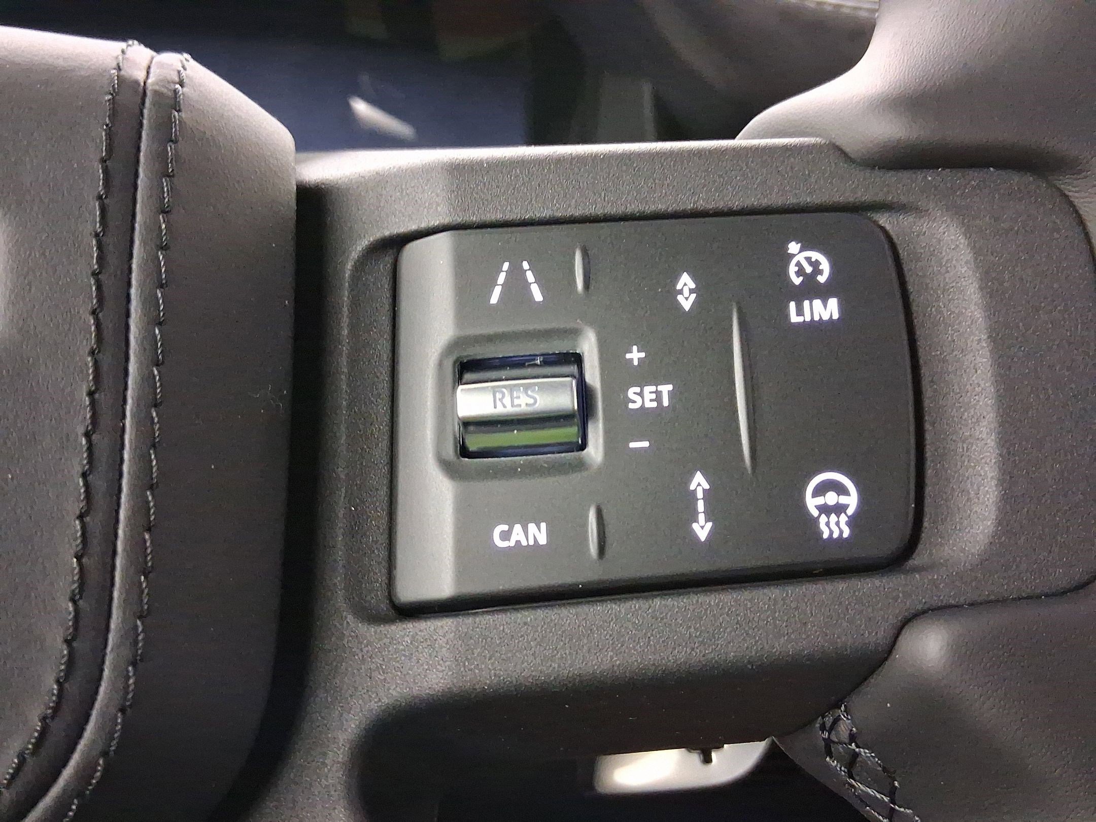 New 2025 Land Rover Defender 110 V8 image 22