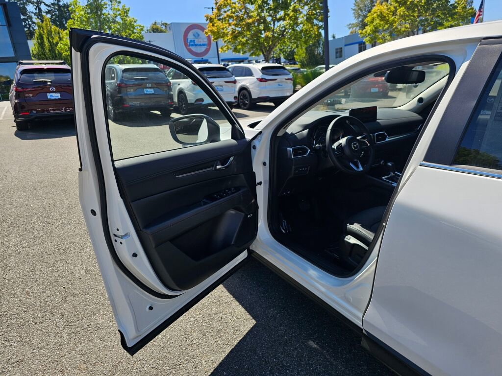 New 2025 MAZDA CX-5 Carbon Edition image 21