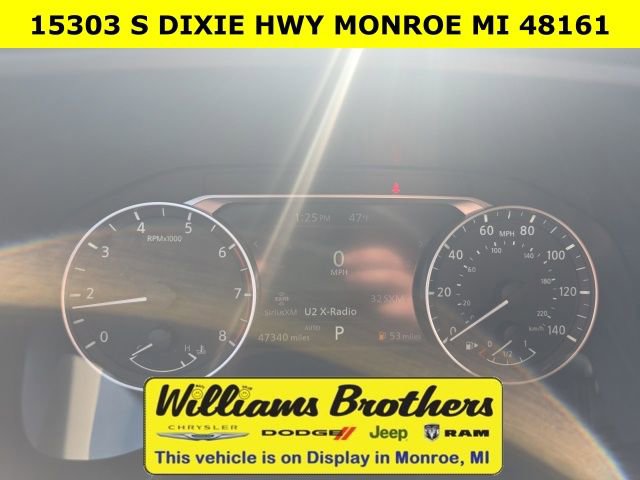 Used 2024 Nissan Rogue SV image 15