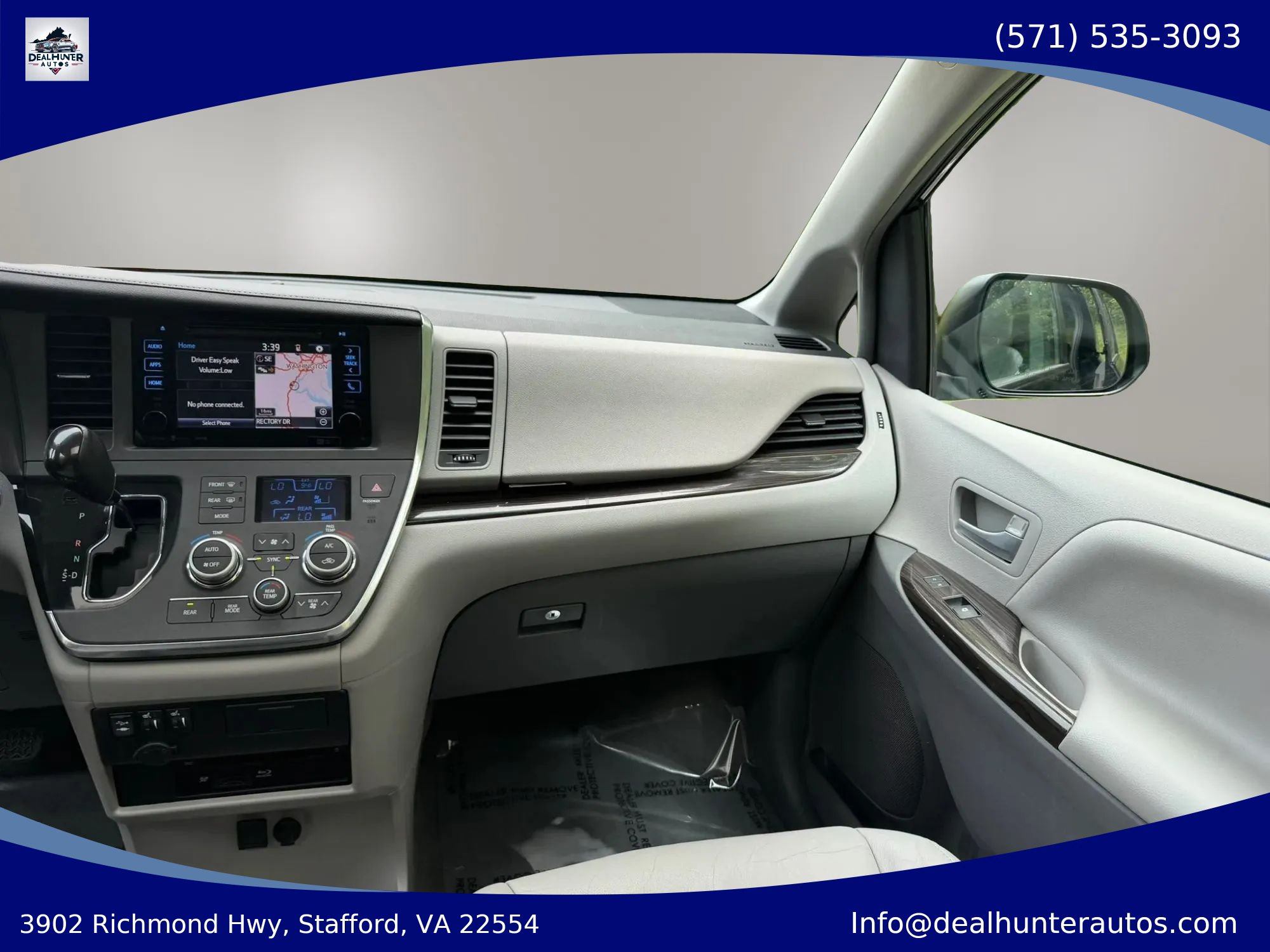Used 2016 Toyota Sienna XLE Premium FWD image 28