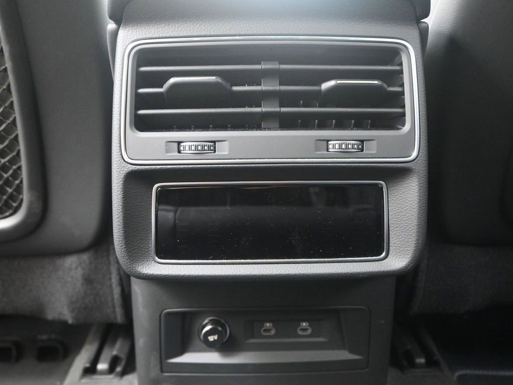 Certified 2025 Audi Q7 2.0T Premium Plus w/ Premium Plus Package image 23