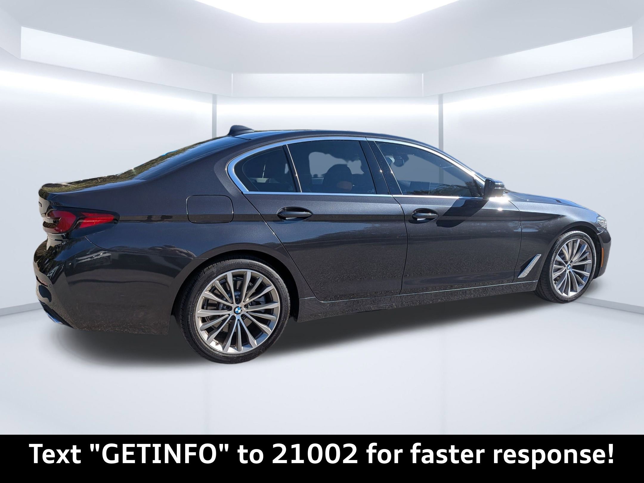 Used 2021 BMW 530i w/ Premium Package image 3