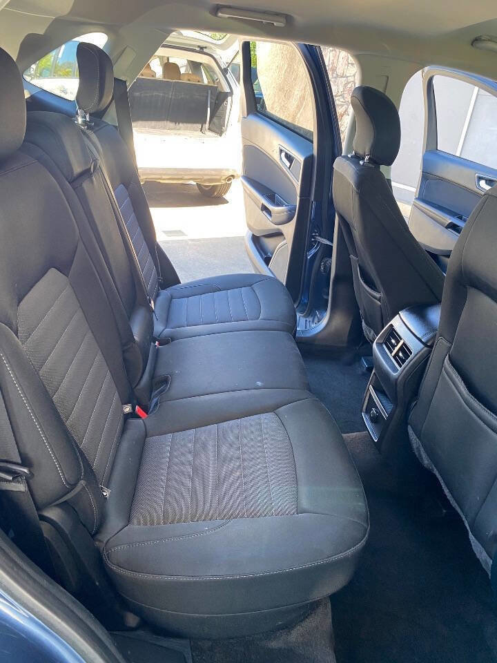 Used 2018 Ford Edge SE AWD/4WD image 19