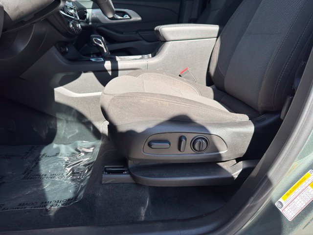 Certified 2023 Chevrolet Traverse LT w/ LPO, Floor Liner Package AWD/4WD image 5