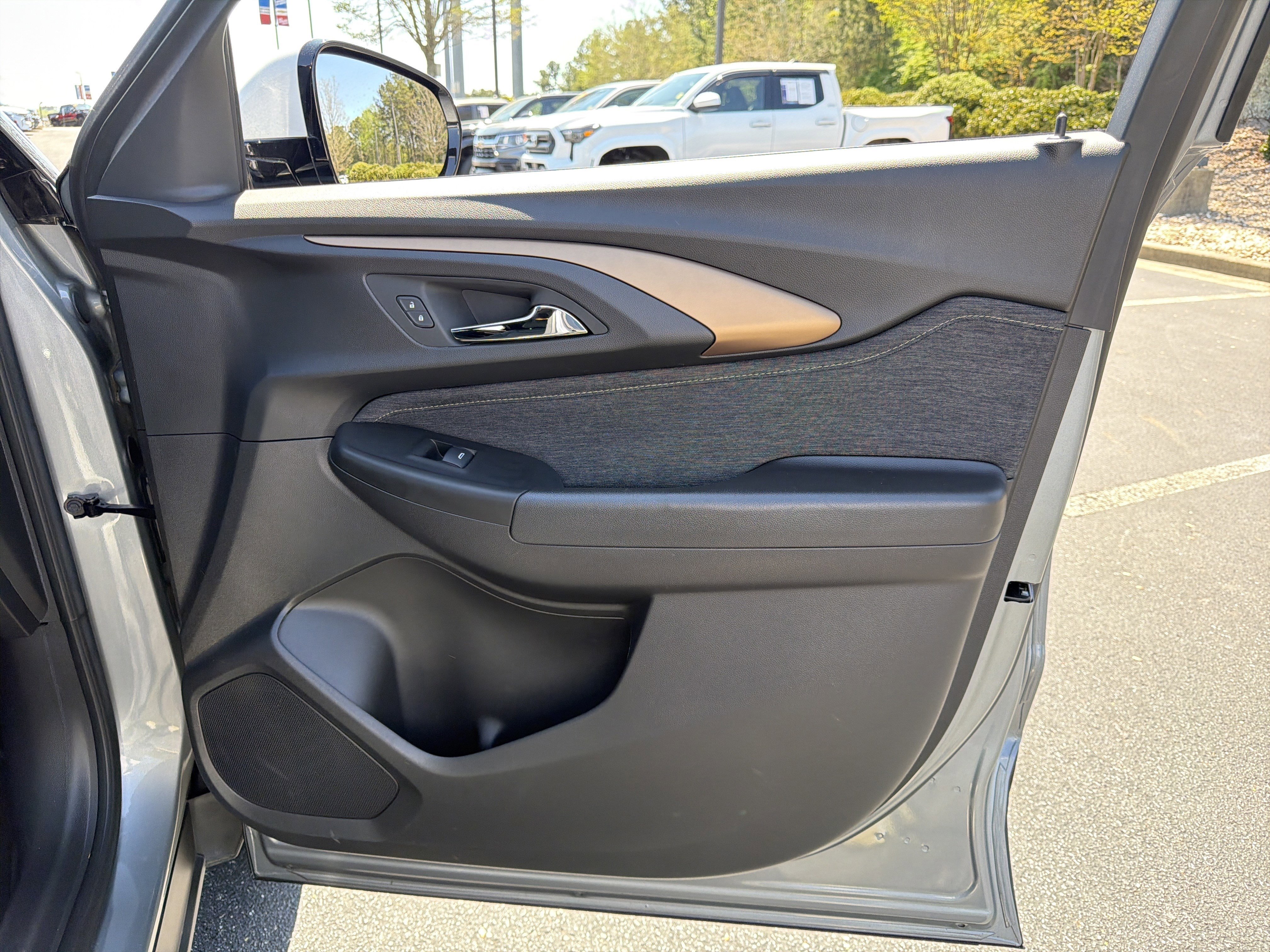 Used 2023 Chevrolet TrailBlazer ACTIV w/ Convenience Package image 14