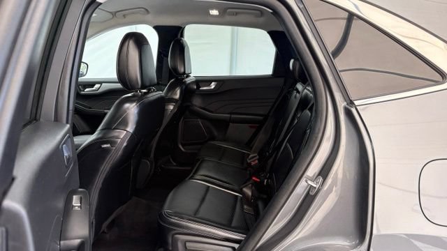 Used 2025 Ford Escape Platinum AWD/4WD image 17