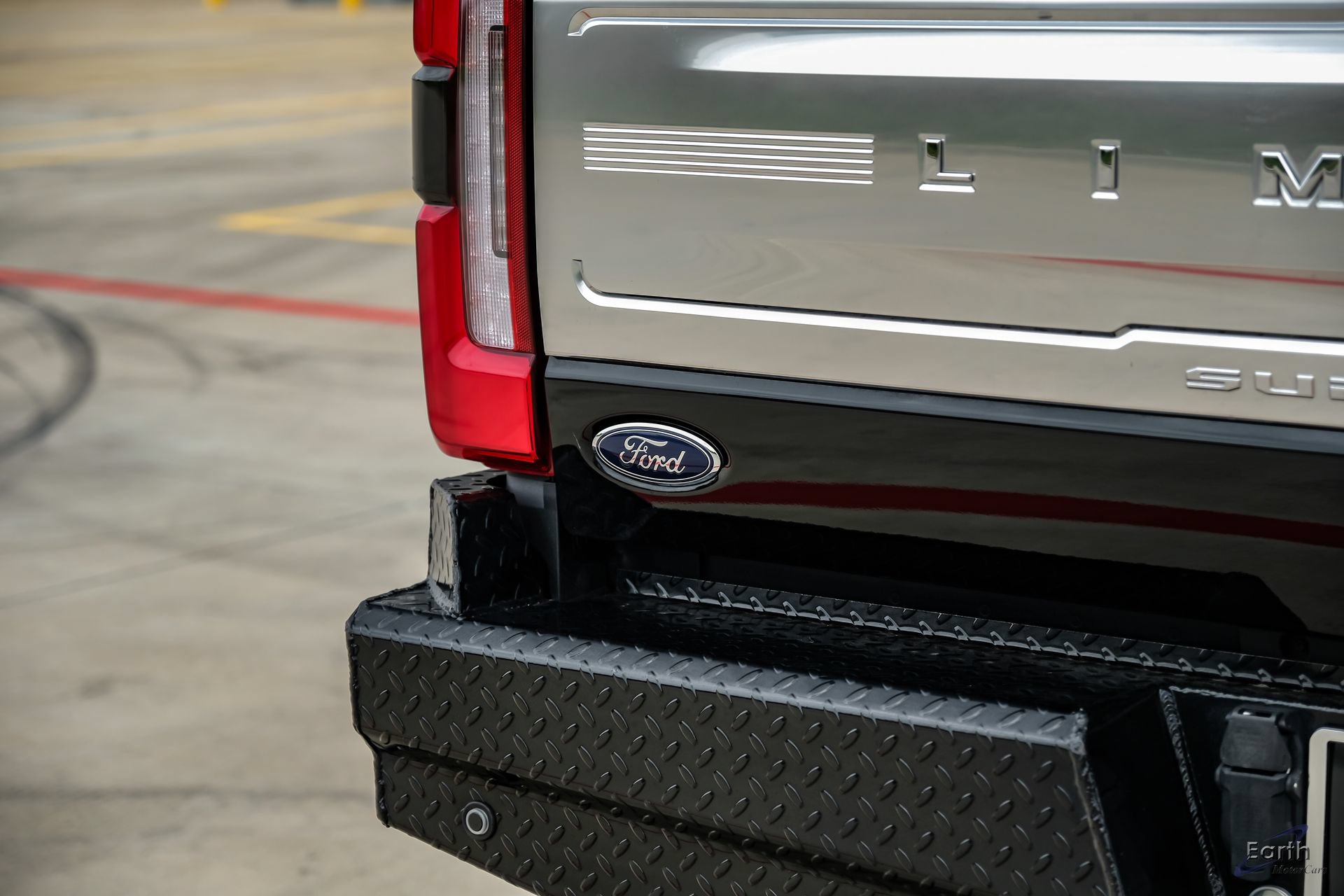 Used 2024 Ford F250 Limited w/ FX4 Off-Road Package AWD/4WD image 16