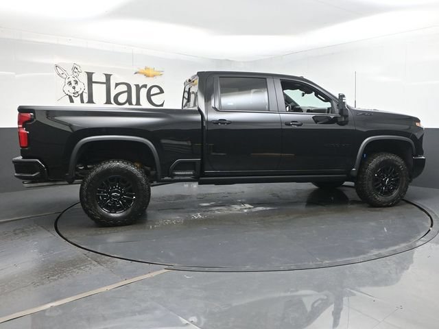 New 2026 Chevrolet Silverado 2500 ZR2 w/ LPO, Dark Essentials Package AWD/4WD image 15