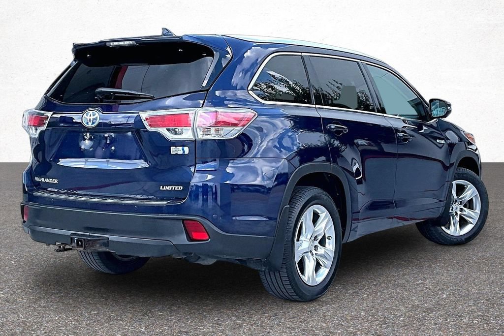 Used 2015 Toyota Highlander Limited Platinum AWD/4WD image 7