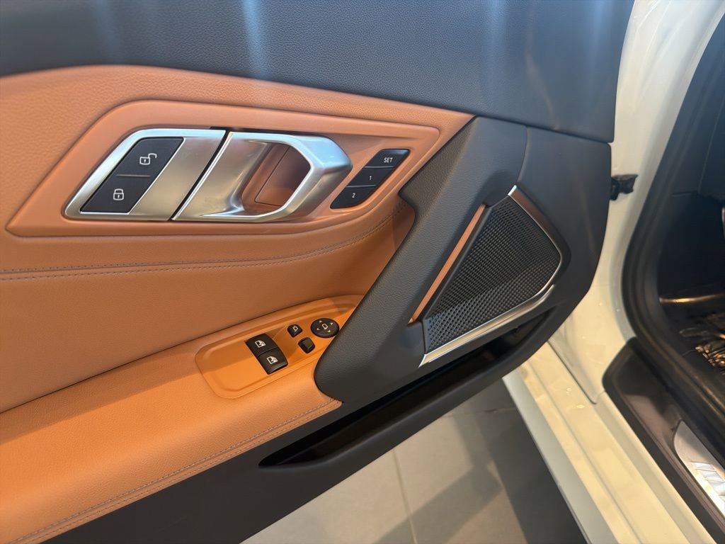 New 2026 BMW Z4 sDrive30i w/ Convenience Package RWD image 22