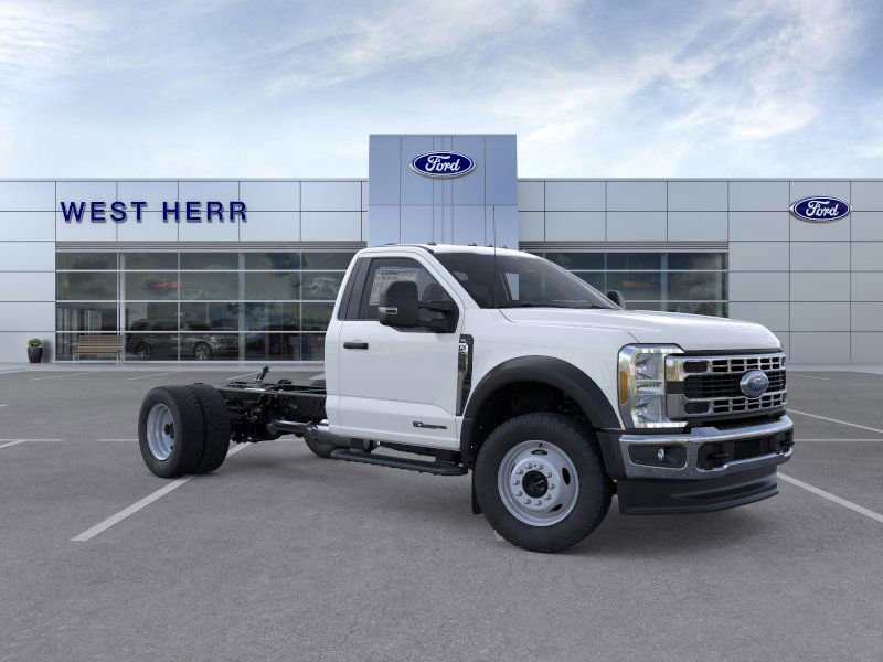 New 2025 Ford F550 4x4 Regular Cab Super Duty image 7