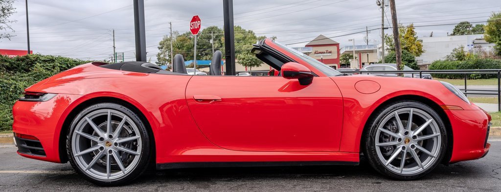 Used 2024 Porsche 911 Carrera image 5