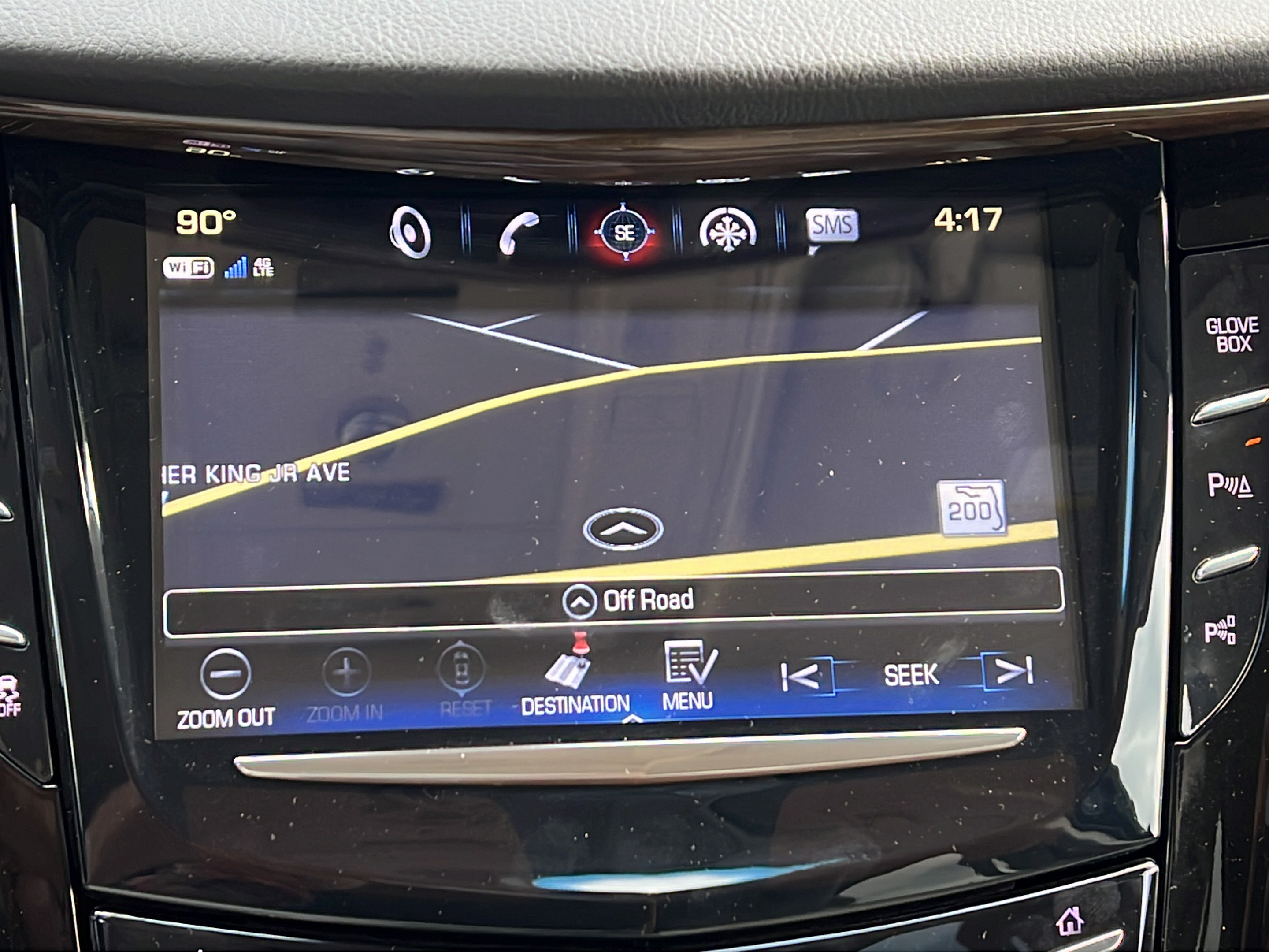 Used 2018 Cadillac Escalade 2WD image 17
