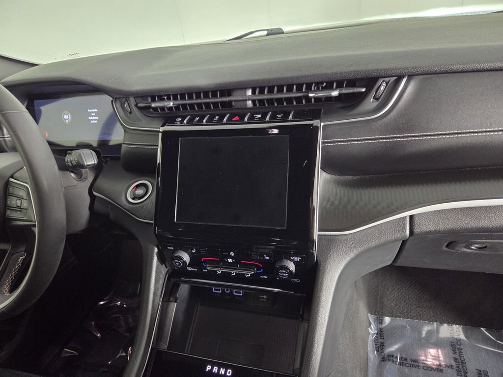 Certified 2023 Jeep Grand Cherokee Altitude image 29