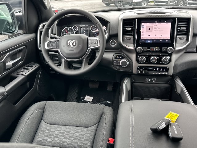 New 2027 RAM 1500 4x4 Crew Cab image 19