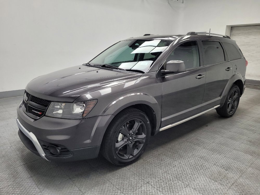 Used 2019 Dodge Journey Crossroad FWD image 2