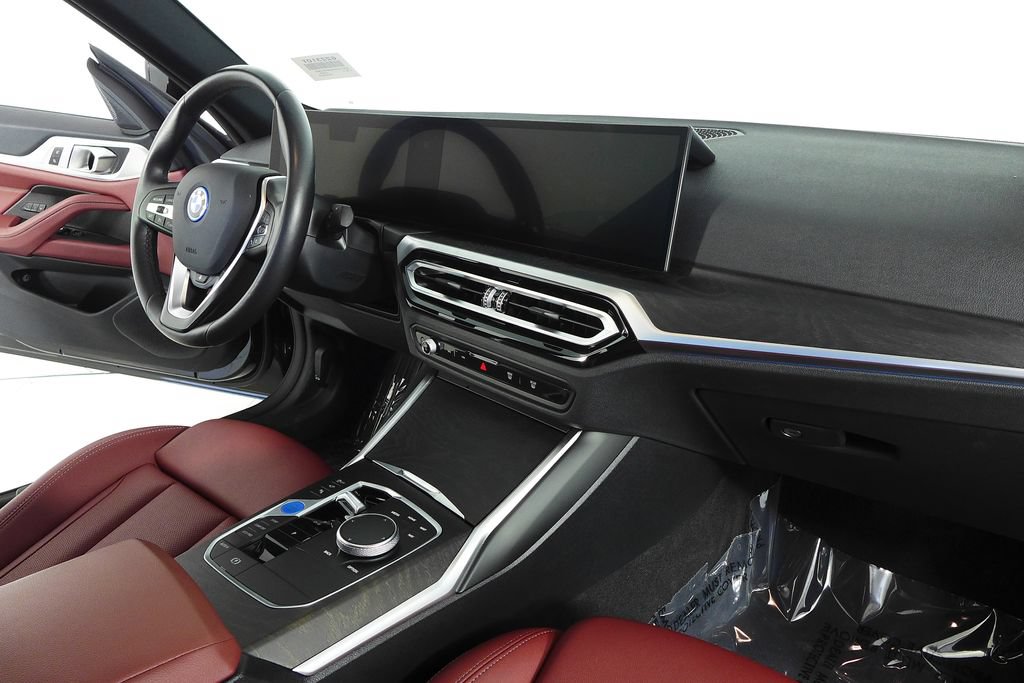 Used 2024 BMW i4 eDrive35 w/ Convenience Package RWD image 13
